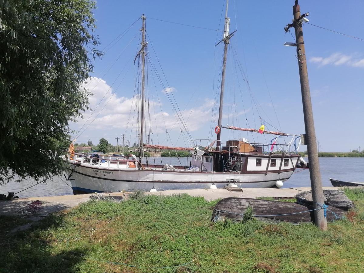 Отель Corabia Santa Marina Сулина Экстерьер фото